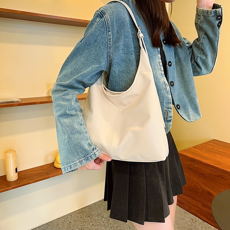 Soft Faux Leather Shoulder Hob - огляд і ціна Leatherwork Workshop